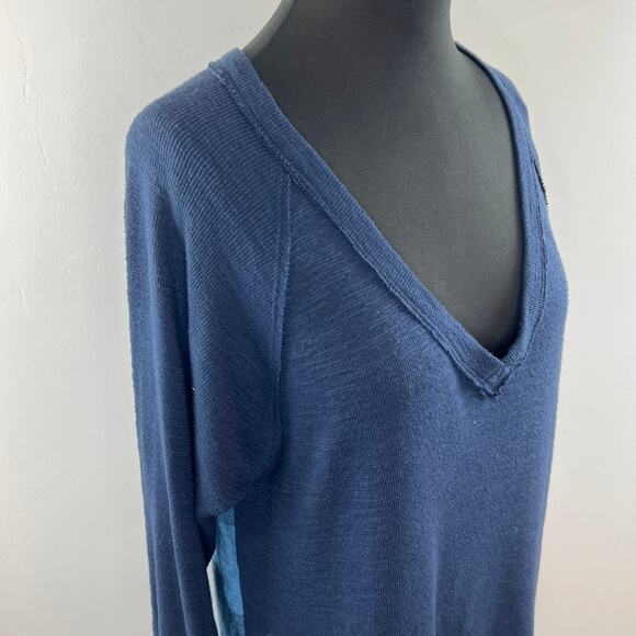 Anthropologie Pilcro Blue Sweater Top Plaid Plunge Neck Inverted Pleat Size XS - Picture 6 of 10